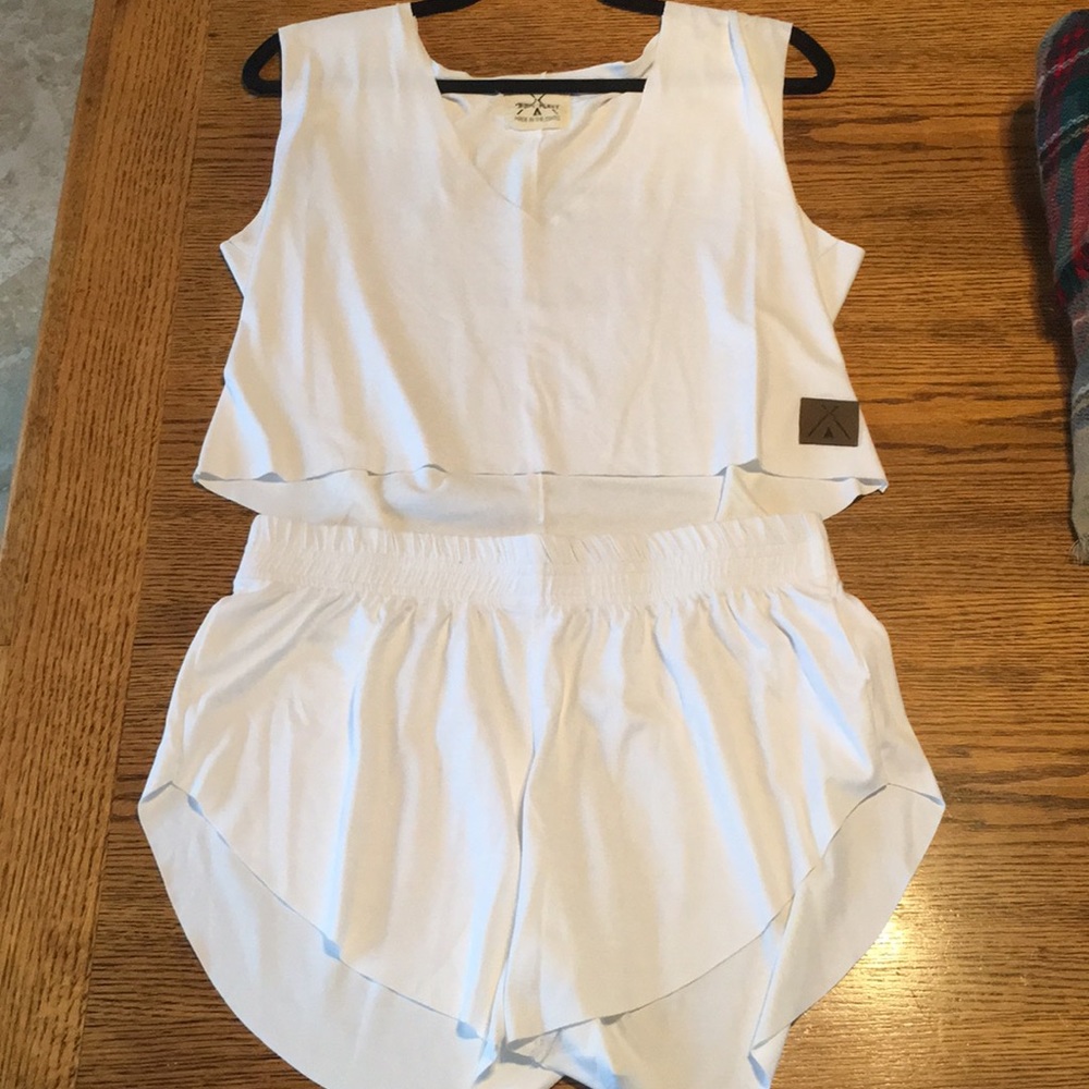 Never Worn Tribe Kelley Set Size Large suede
